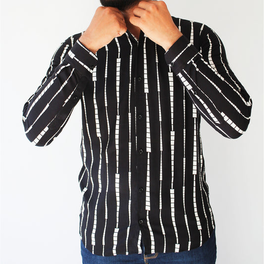 Arrow Strip Jet Black Linen